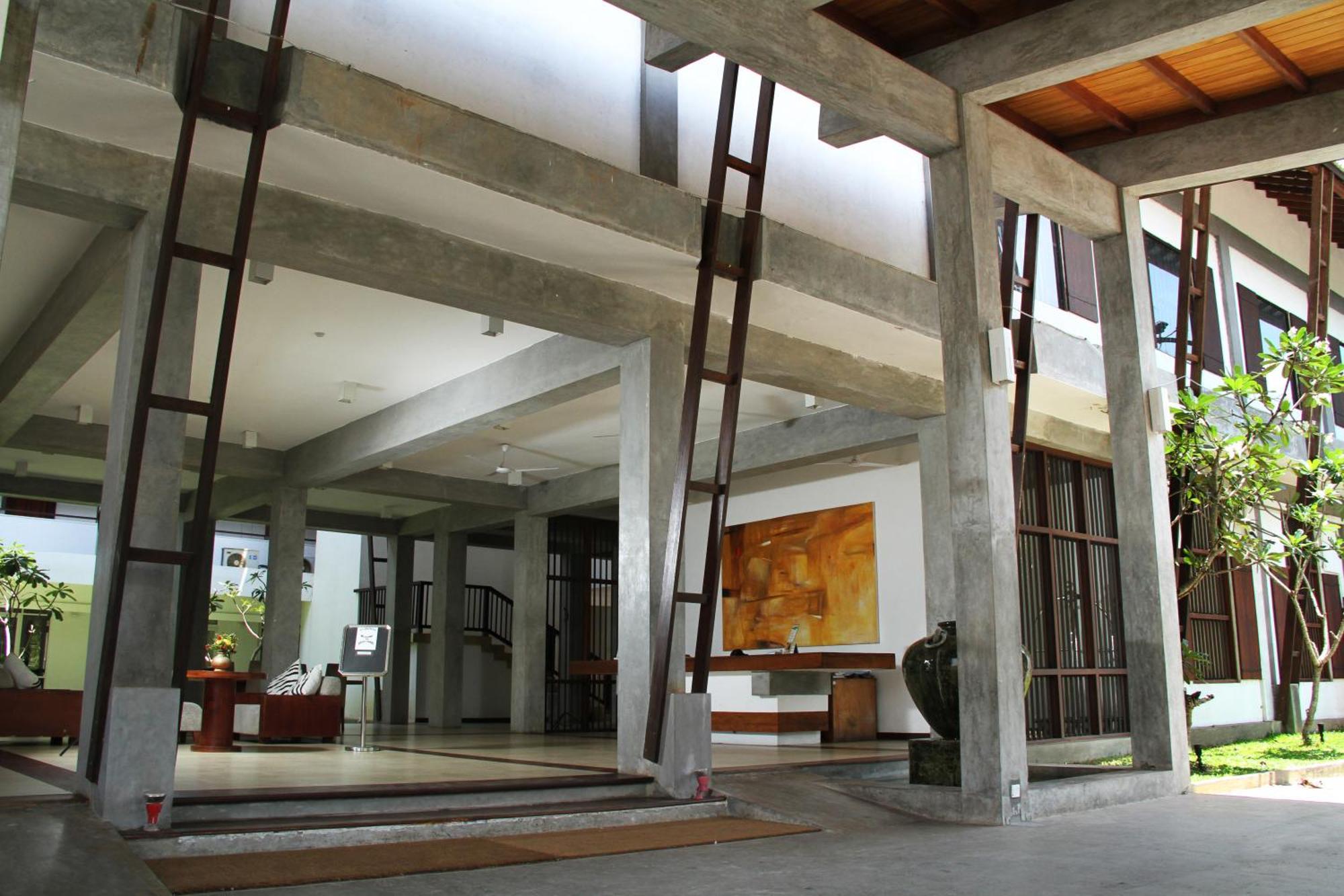 Goldi Sands Hotel Негомбо Екстериор снимка